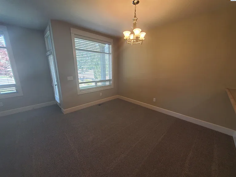 495 Columbia Point Dr — Photo 14