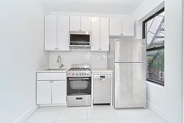 Rented by Living New York