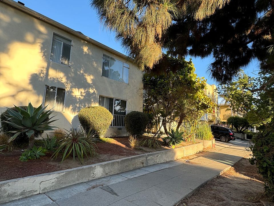1st image of 1033 11th St #2
