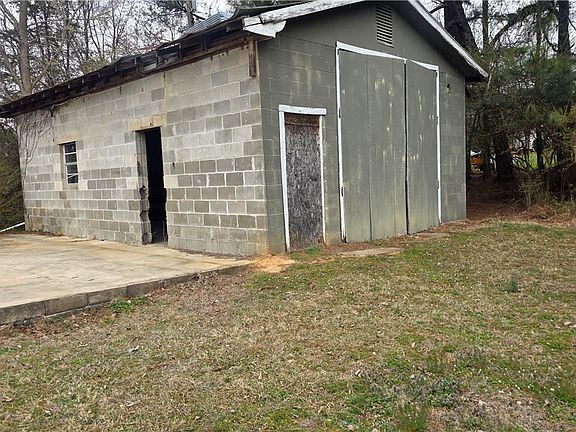 5th image of 161 S Hughes Rd