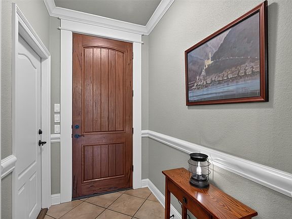 3rd image of 2104 Ashley Wilkes Ln