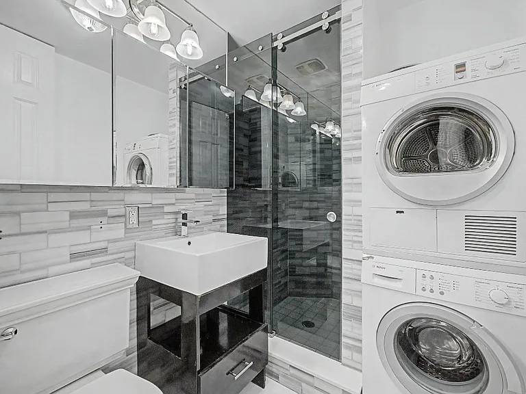 221 Mott St #11 — Photo 7