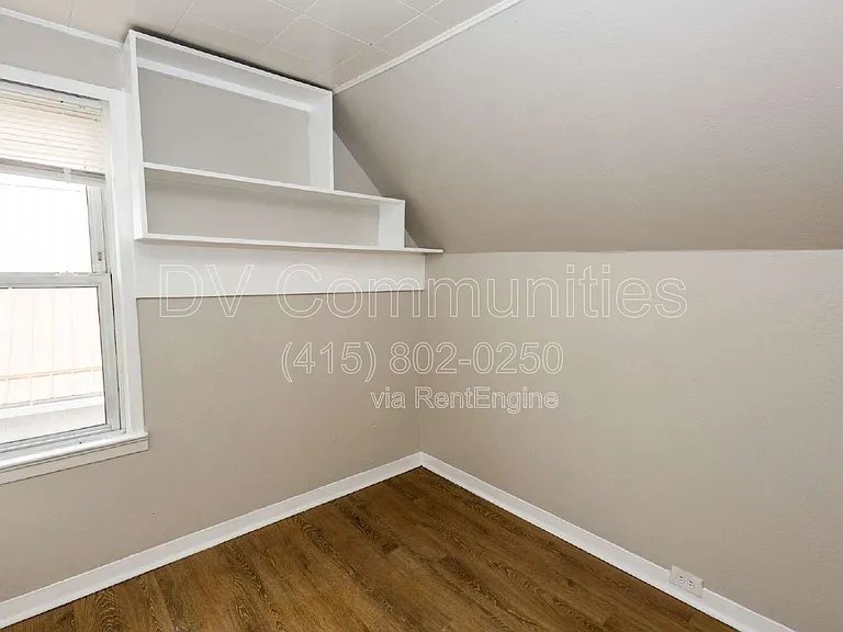 3818 Highland Rd — Photo 9