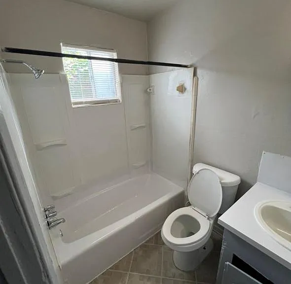 5701 Lockwood Dr #57-10 — Photo 12