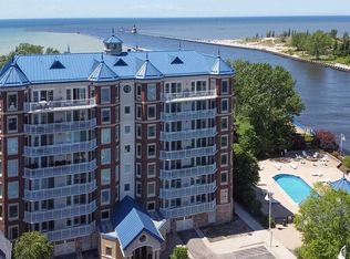 200 Lake St UNIT 4C, Saint Joseph, MI 49085