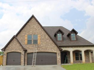 8390 Chappell Hill Dr, Beaumont, TX 77713