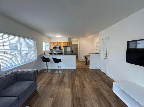 8011 Abbott Ave, Miami Beach, FL