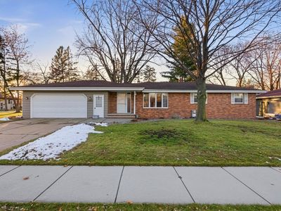 533 Carol Lynn Dr, Little Chute, WI, 54140