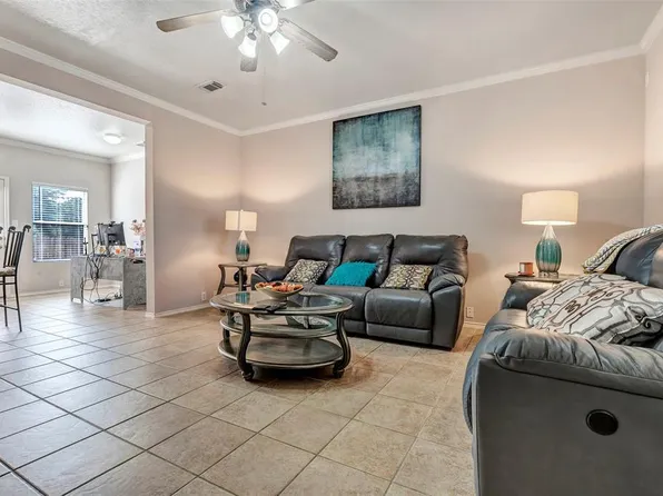 23759 Pebworth Pl, Spring, TX 77373