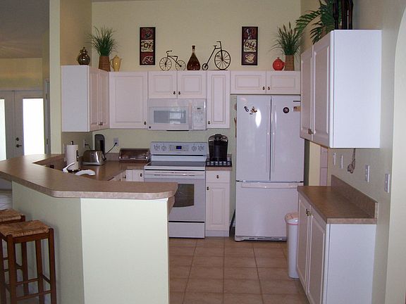 4th image of 1116 SW 45th St