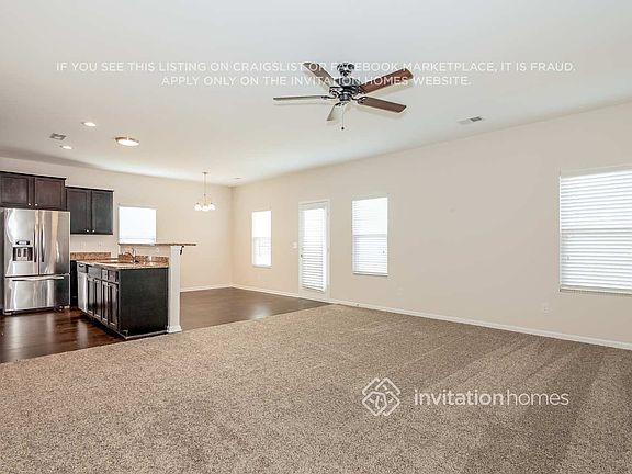 2nd image of 117 Greenway View Ct
