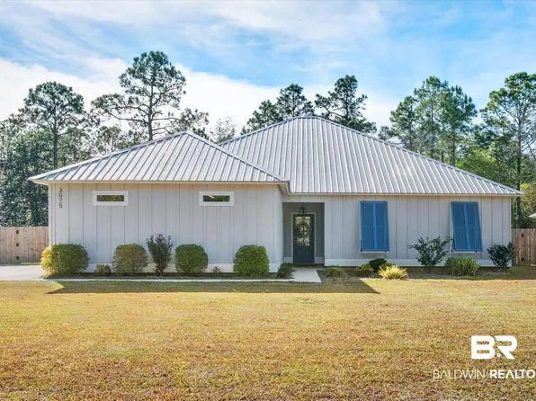 3075 Riverview Dr, Coden, AL 36523