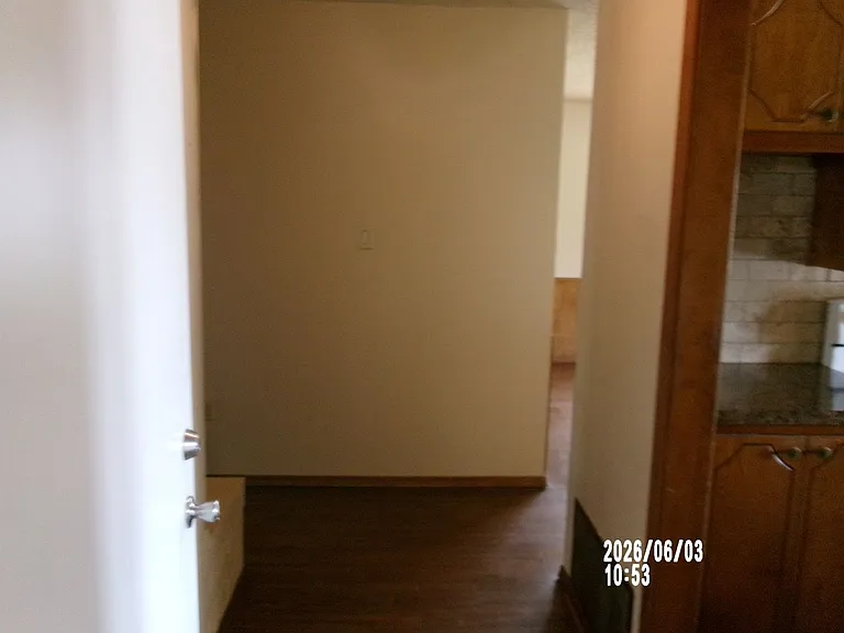4639 SE Brighton Pl — Photo 4