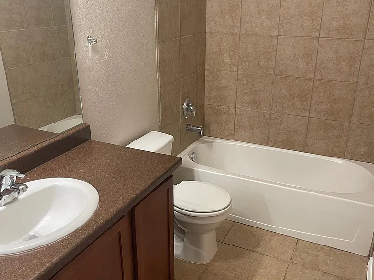 4740 Salado Creek St — Photo 14
