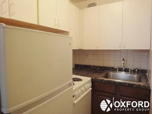 Rented by Oxford Property Group | media 9