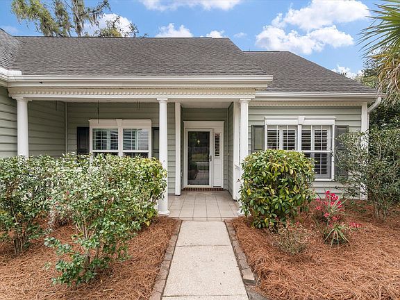 4th image of 127 Carolinian Dr