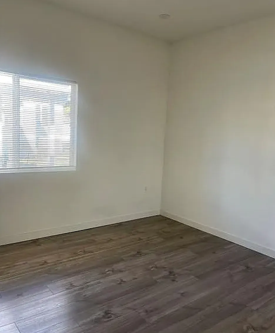 2 bed, 2.0 bath, 900 sqft, $2,790 — Photo 3