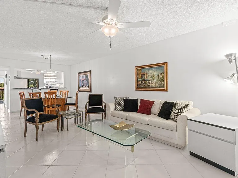 5380 Cedar Lake Dr #303 — Photo 13