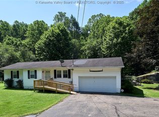 1288 Quick Rd, Elkview, WV 25071