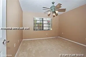 Sunrise Point Condo Bldg — Photo 3