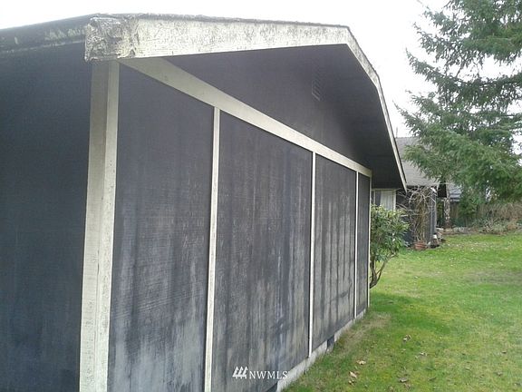4th image of 1322 1324 Prospect Avenue NE
