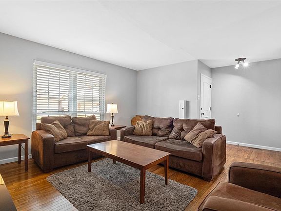 4th image of 4625 Baybrook Dr