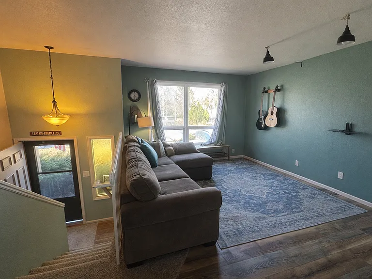 2601 Orchard Pl — Photo 6