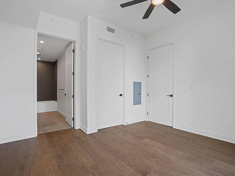 84 East Ave #2708 — Photo 11