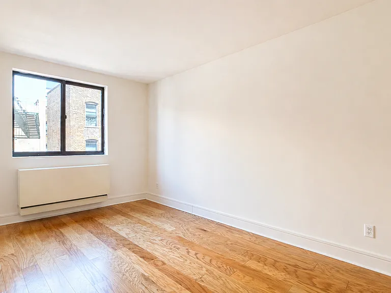 235 W 103rd St #10A — Photo 7