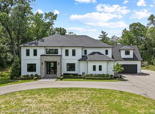 32575 Romsey Rd, Franklin, MI 48025