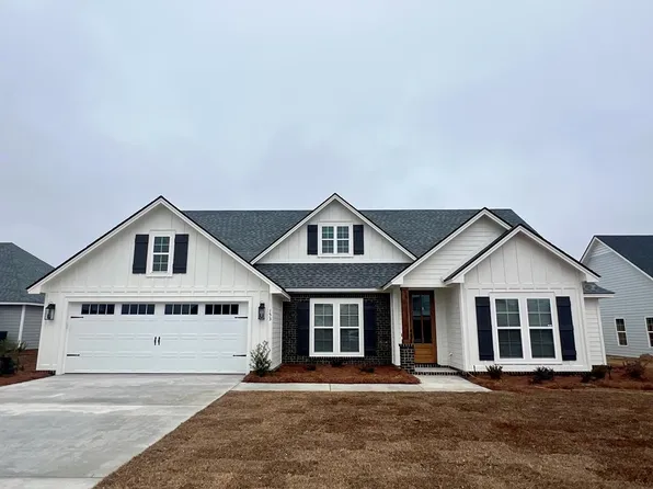 153 Audrey Ln, Hahira, GA 31632