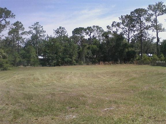 3rd image of Marina Pkwy N