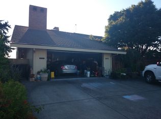 3025 52nd Ave SW, Seattle, WA 98116