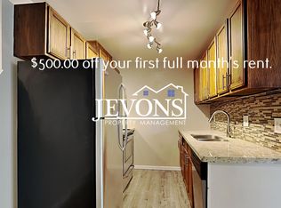 1105 S Woodlawn St APT 3, Tacoma, WA 98465