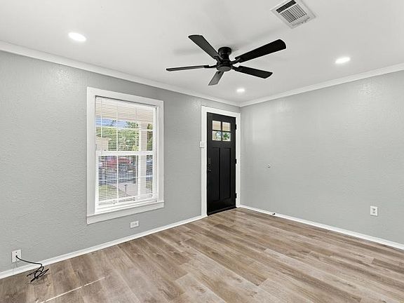 4th image of 3120 N 17th St