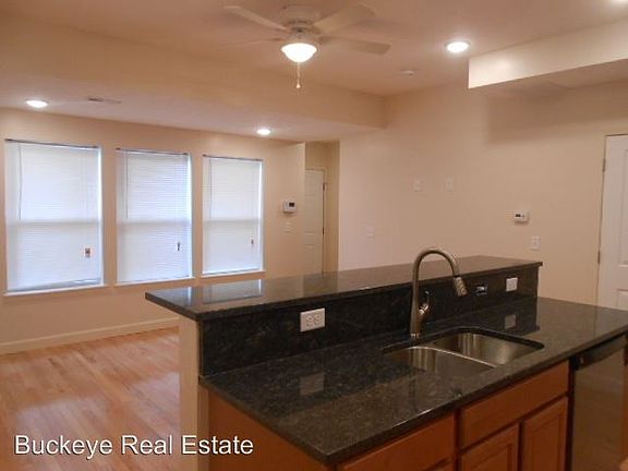 3rd image of 63 E 8th Ave