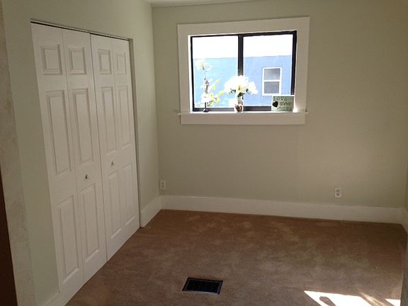 Master Bedroom Sitting Area