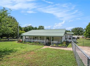 92 Hillcrest Rd, Covington, GA 30016