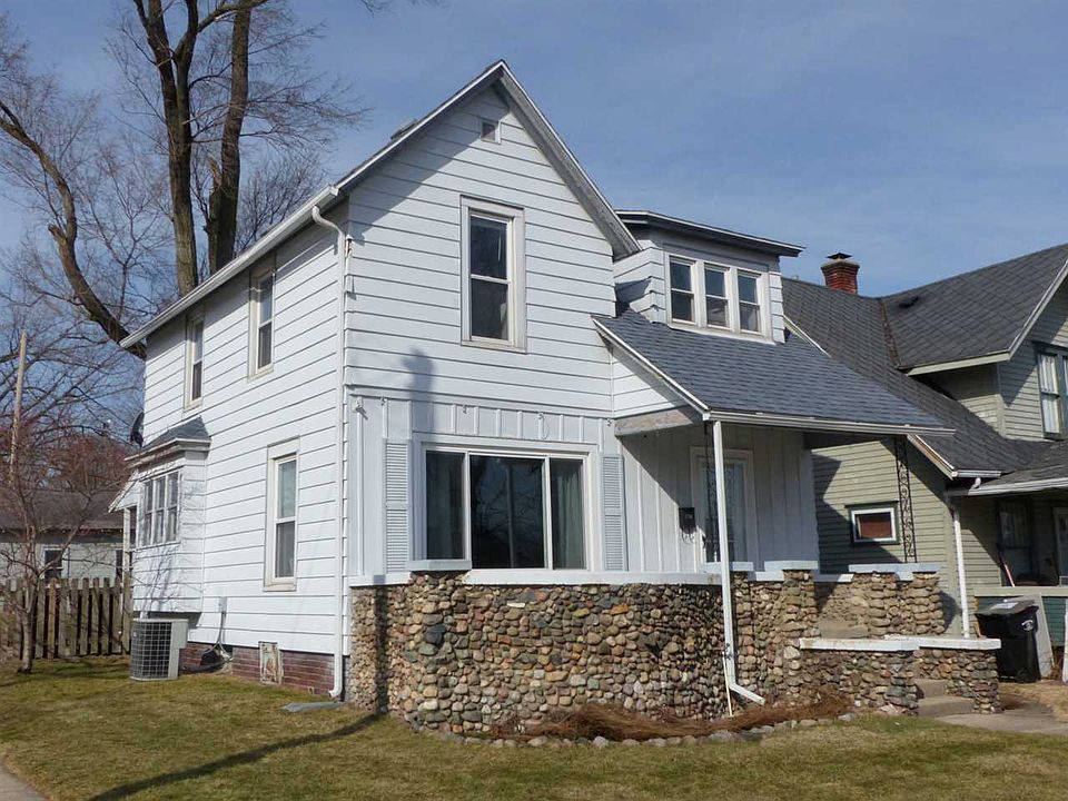 1st image of 1721 S Twyckenham Dr