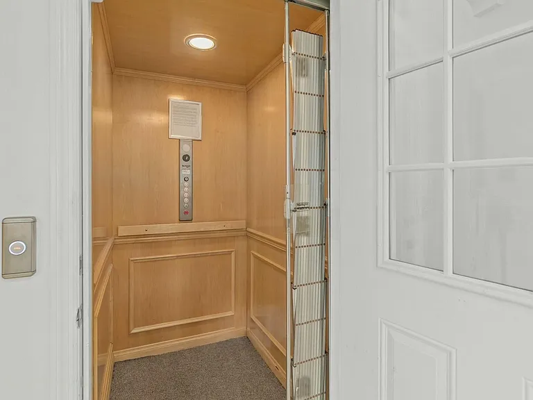 93 Brevard Ave — Photo 12