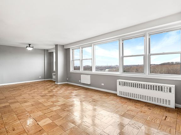 3rd image of 590 Flatbush Ave APT 9H