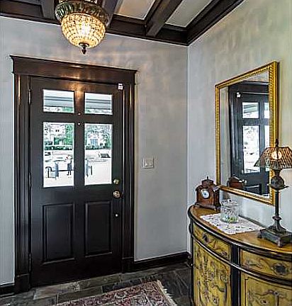 3rd image of 660 Wilder Pl