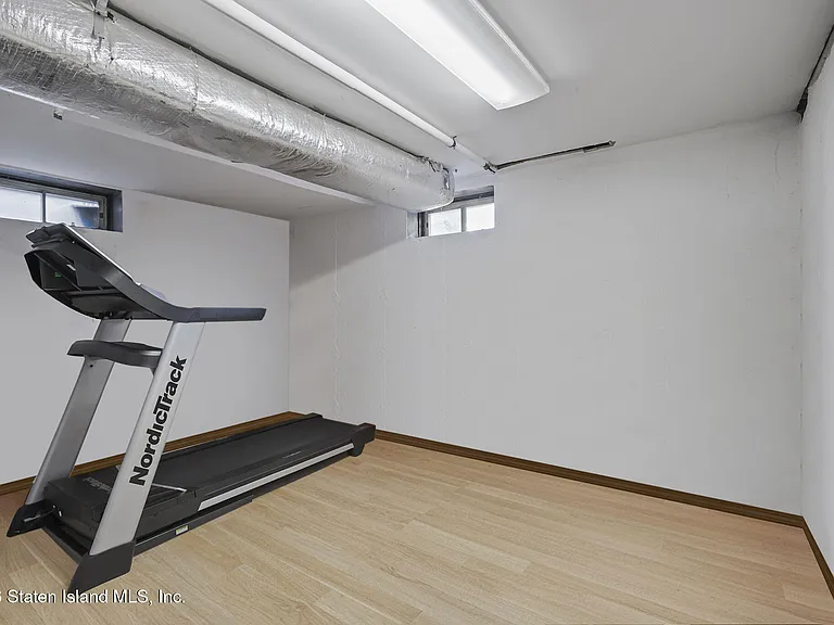 40 Devens St #1&2 — Photo 26