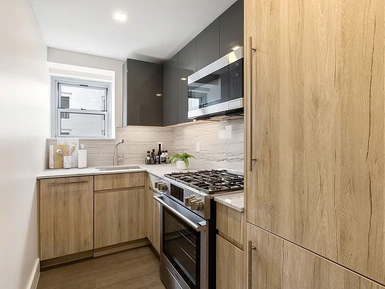 60 E 12th St #3B — Photo 1