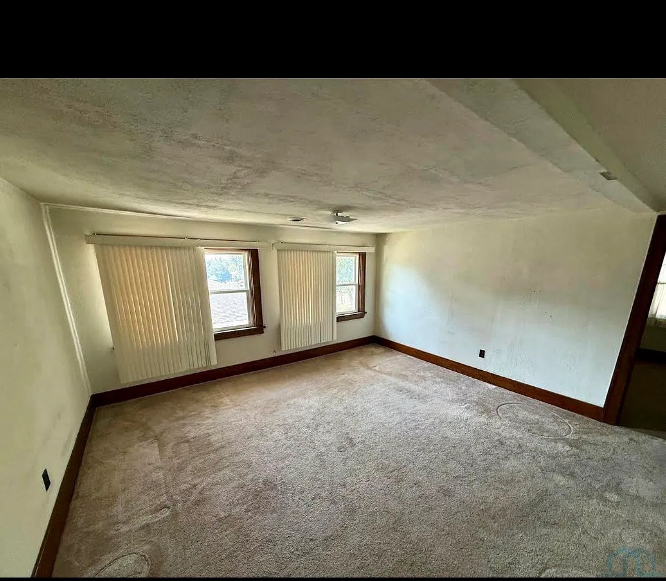 2 bed, $1,250 — Photo 2