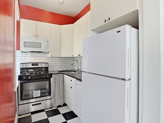 4th image of 1851 Columbia Rd NW APT 309