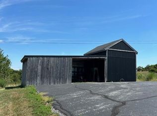 8004 Hilterbrand Ln, Maysville, KY 41056