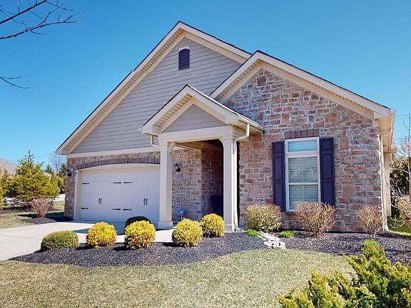 2nd image of 8370 Park Pl