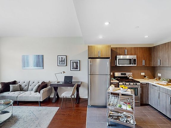 2nd image of 12-15 Broadway #312