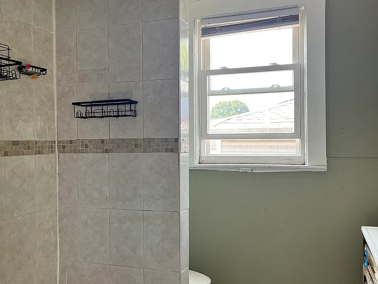 348 Davis Ave #2 — Photo 12